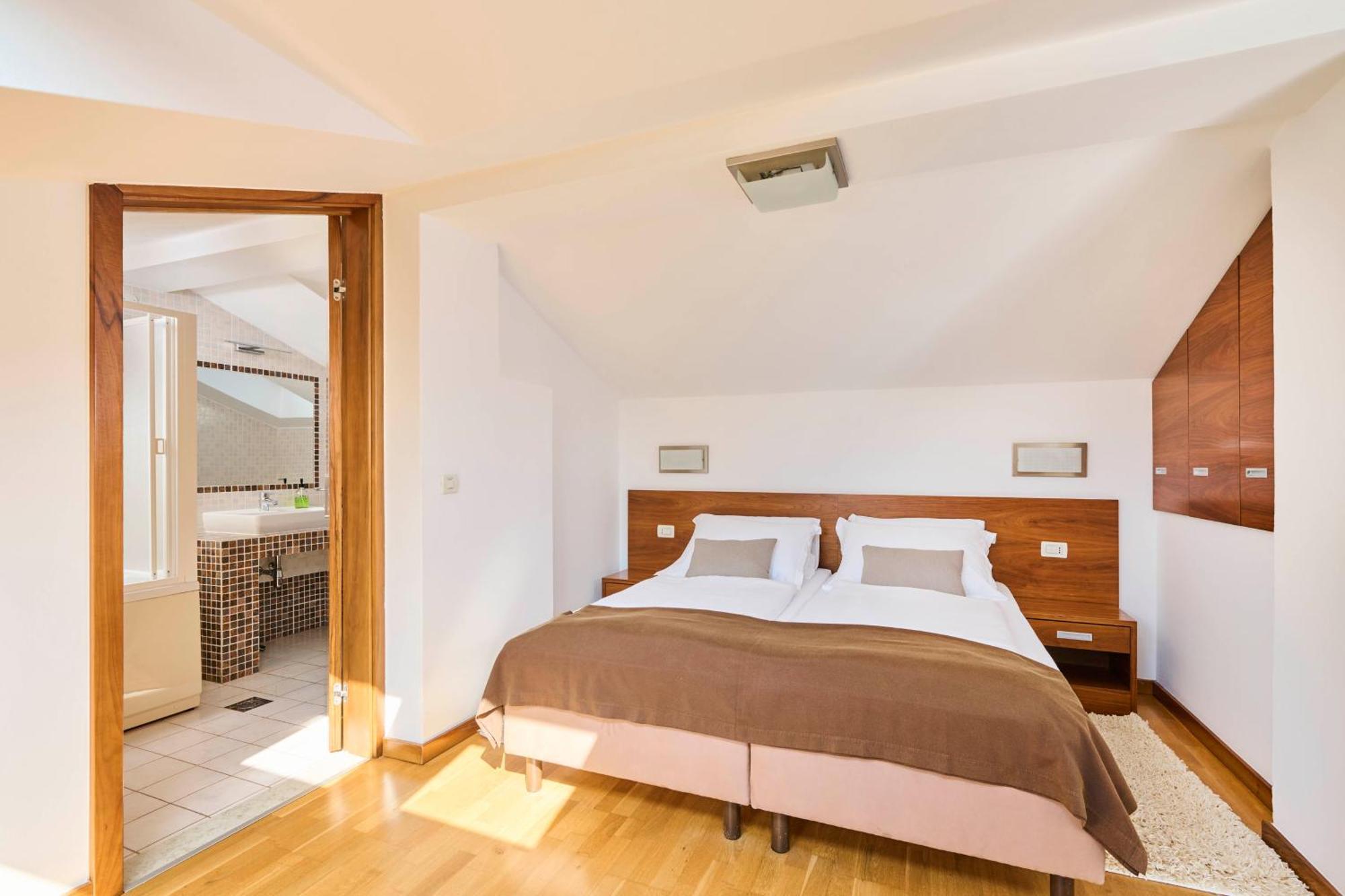 Villa Dobravac Wine Estate Rovinj Værelse billede