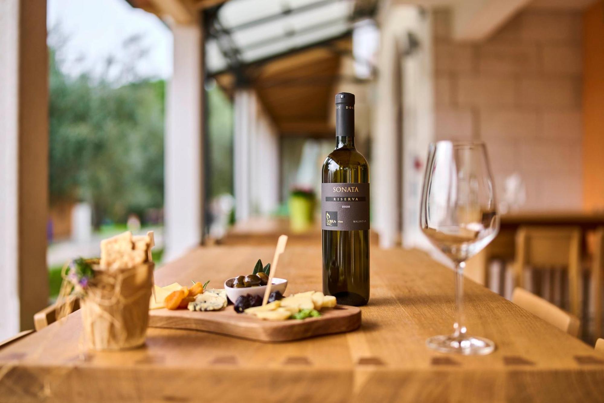 Villa Dobravac Wine Estate Rovinj Eksteriør billede